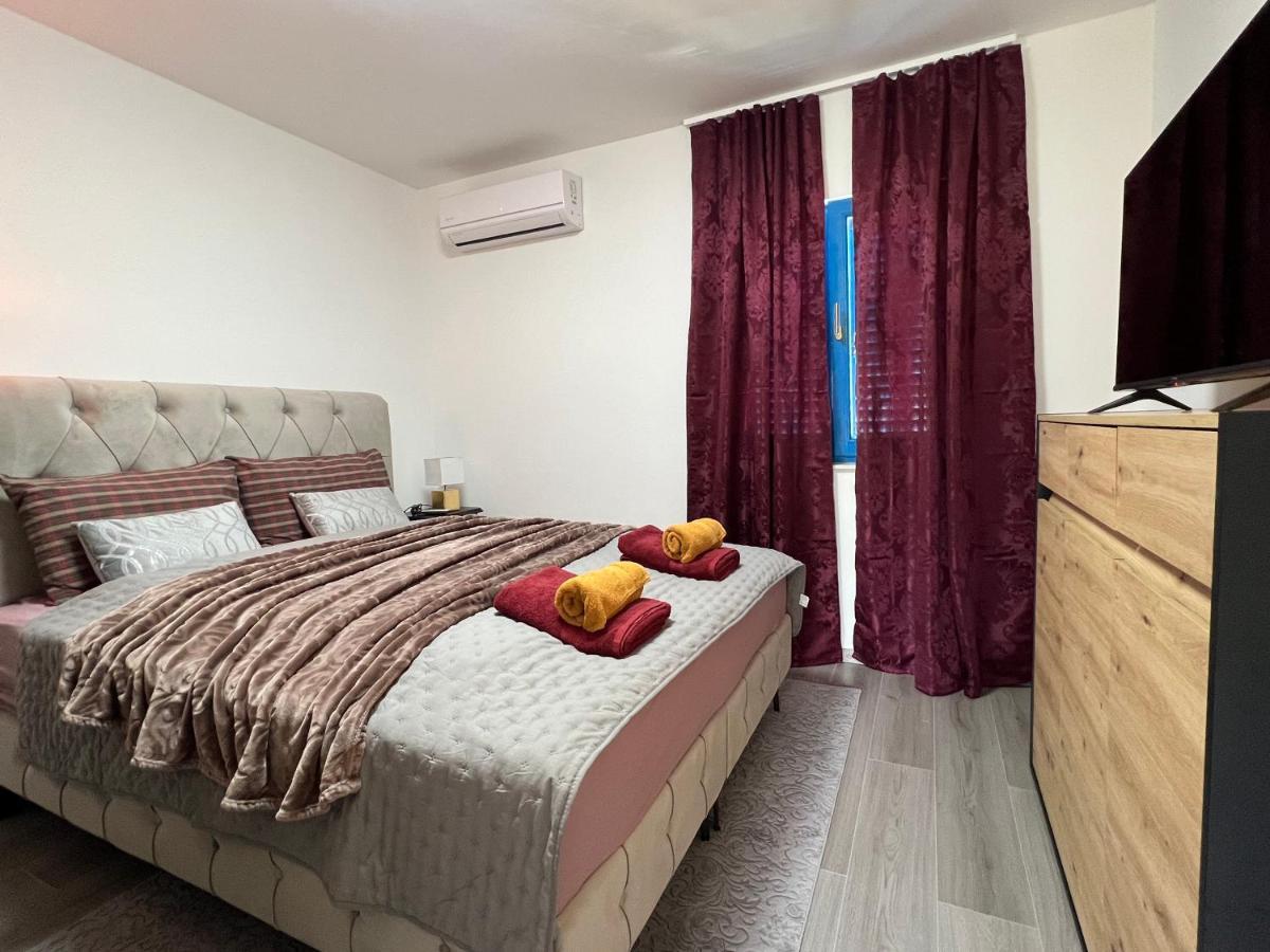 Appartement Lolita à Rijeka Extérieur photo