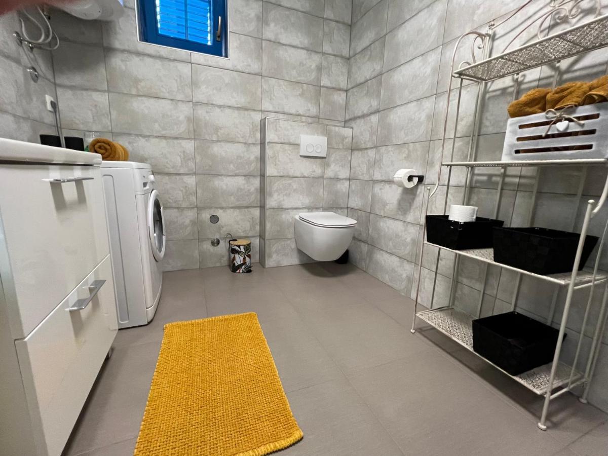 Appartement Lolita à Rijeka Extérieur photo